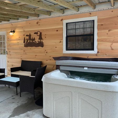 セバービル Wild Reindeer 5Min From Parkway Hottub Firepitヴィラ エクステリア 写真
