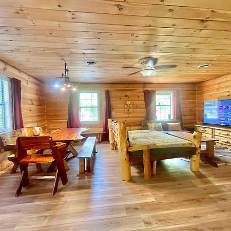 セバービル Wild Reindeer 5Min From Parkway Hottub Firepitヴィラ エクステリア 写真