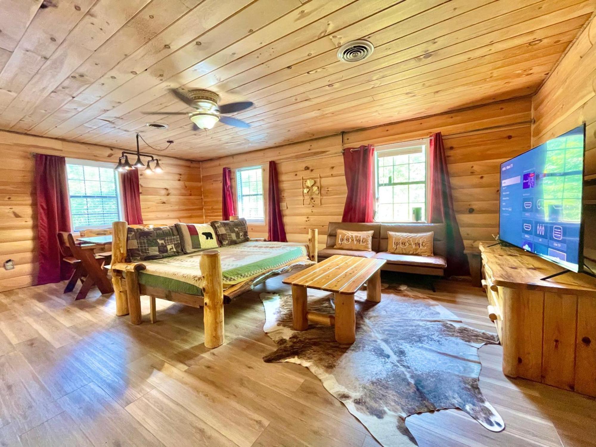 セバービル Wild Reindeer 5Min From Parkway Hottub Firepitヴィラ エクステリア 写真